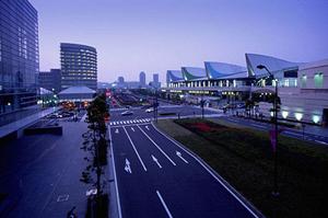 ナチュラルで省エネにも優れた家づくりなら