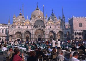 雨漏り等の防水工事業者さんを東京でお探しなら。